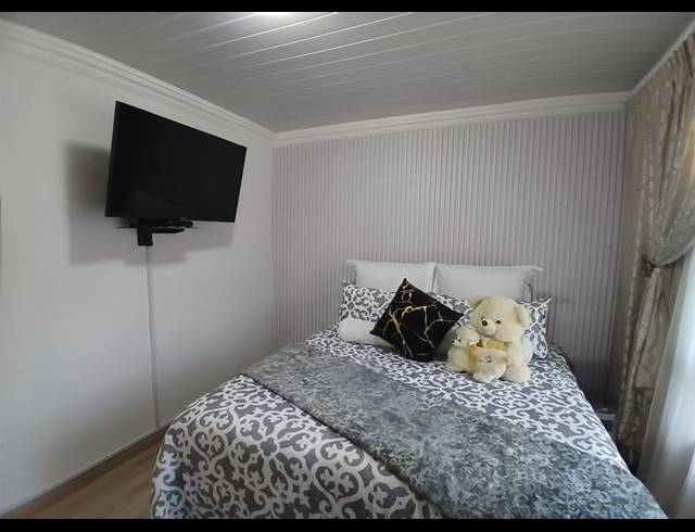2 BEDROOM HOUSE FOR SALE IN SEBOKENG ZONE 11